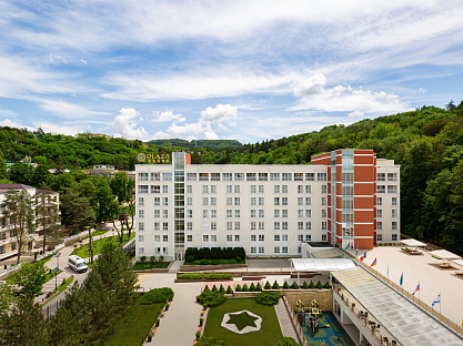 Санаторий «Плаза» г. Кисловодск. Территория